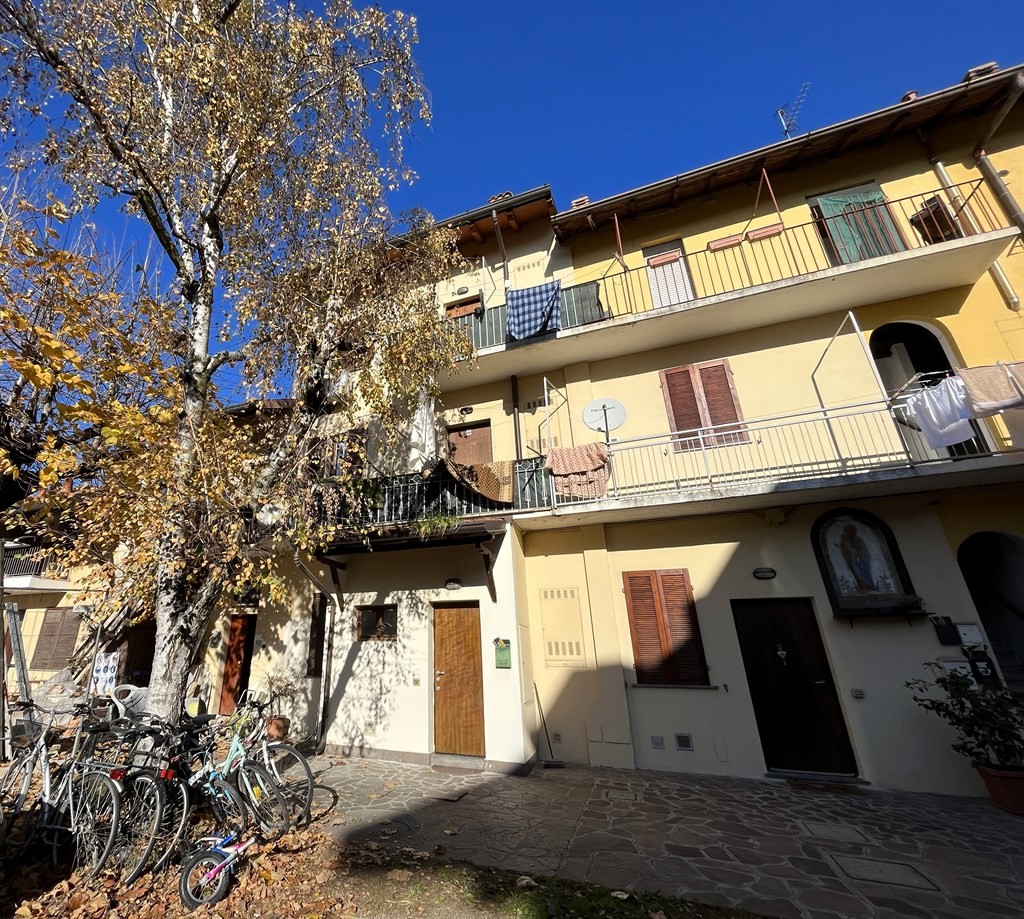 CONCOREZZO MONOLOCALE ARREDATO SENZA SPESE