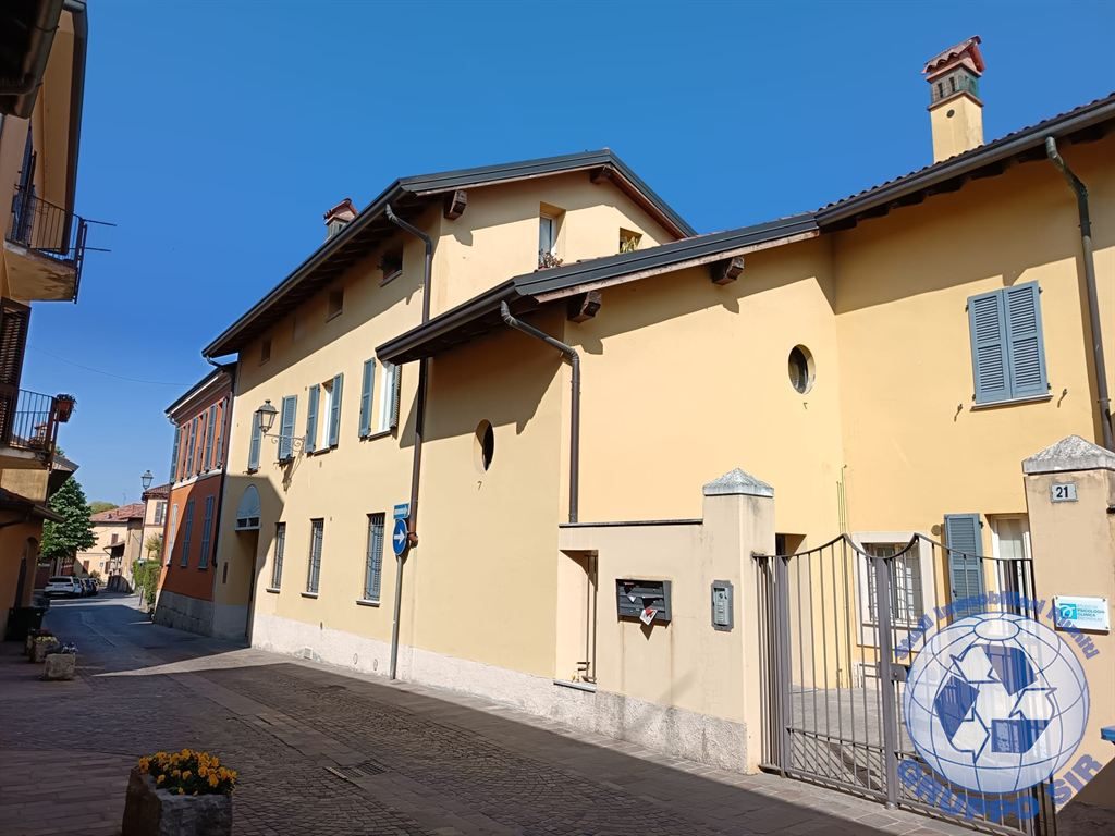appartamento in contesto storico ristrutturato e arredato